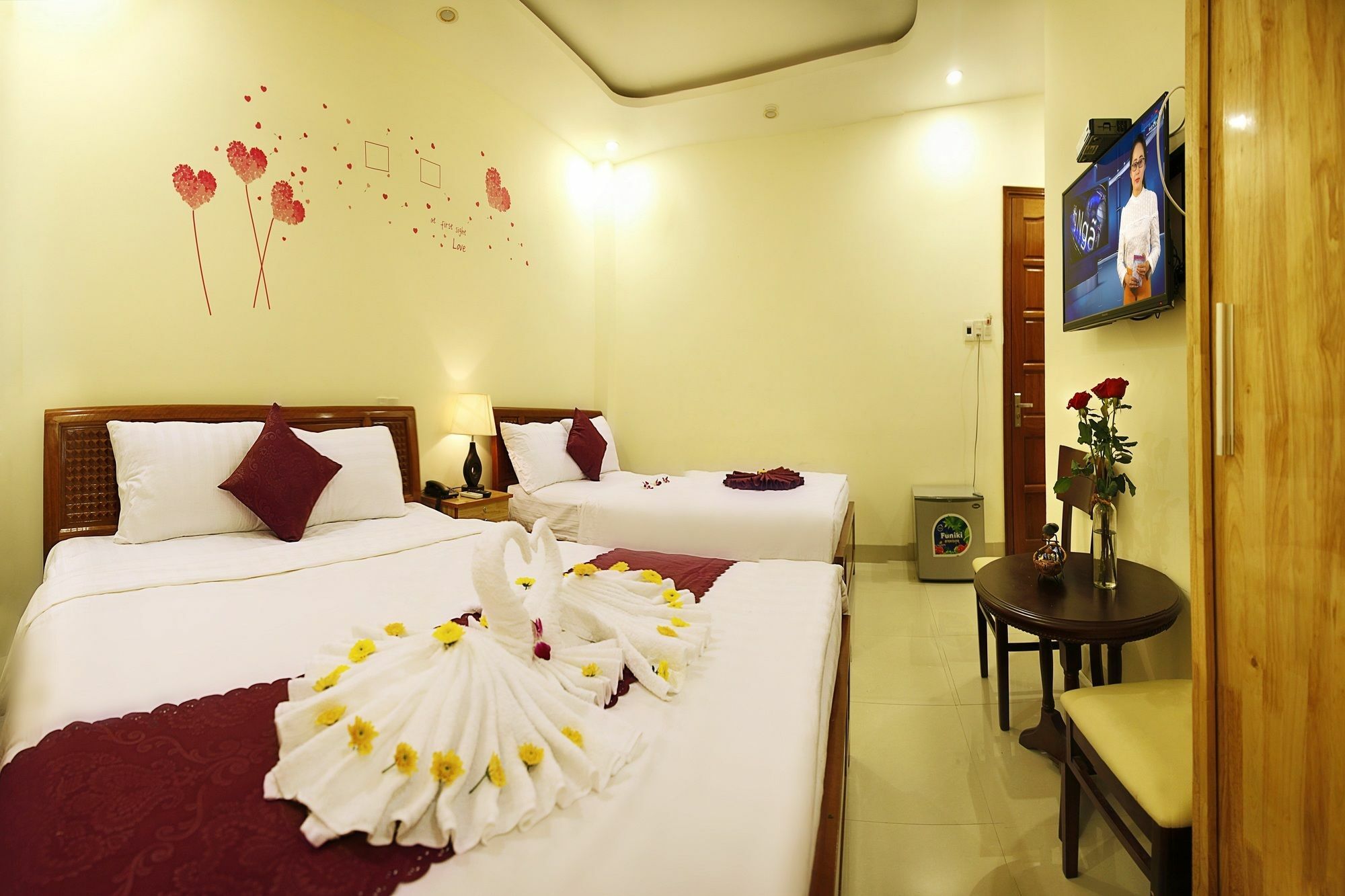 Victori Hotel Danang Exterior foto